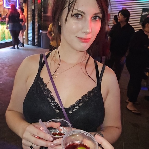 Meet your Posher, Jordan - Picture 6 of 6